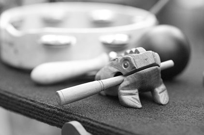 Image of a frog guiro