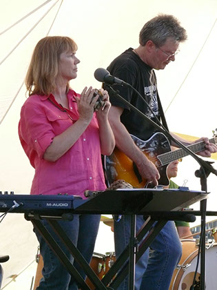 Image of Wende Hilyard and Roger Ludwick